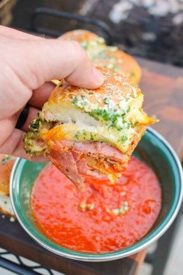 Am Italian Slider ready to get dipped into the spicy marinara.