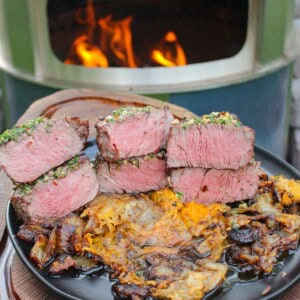 Steak with Tennessee onions, ready to eat.