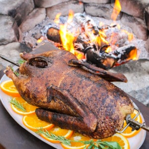 the holiday goose recipe is complete and ready to serve.