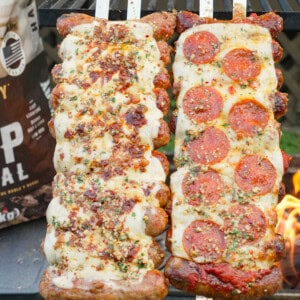 Two preparations of pizza sausage skewers: the first with alfredo sauce, bacon bits and Buffalo sauce, and the second on the right with pepperoni slices, mozzarella cheese and marinara sauce